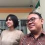 Dituduh Selingkuh, Istri Yama Carlos : Itu Fans Berat Saya