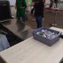 Unik, Sendok Seember Disita Petugas dari Pengunjung JSC Palembang