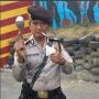 Viral! Video Kocak "Masuk, Pak Eko" : Polisi Pakar Penancap Benda