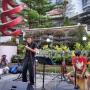 Anies Main ke Spot Musik Tepi Barat, di Pinggir Jalan Sudirman