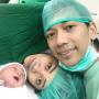 Sibuk Bekerja, Rian D'Masiv Tetap Begadang Demi Jaga Anak