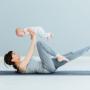 Yoga Bareng Bayi, Trik Ibu untuk Jaga Kebugaran Pasca Melahirkan