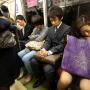 Selain Jepang, 4 Negara Ini Juga Punya Tradisi Tidur yang Unik Lho