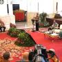 Ditemani Megawati, Jokowi Buka Munas Persatuan Umat Budha