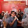 Emak-emak: Kalau dari Dekat, Ganteng Juga Sandiaga Uno