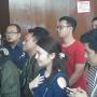 Sambil Menangis, PNS Cantik Ini Minta Ikut BNPB ke Palu
