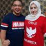 Muncul Foto Pasha Ungu - Istri Tidur di Tenda Bareng Korban Gempa