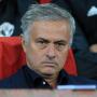 Balas Cemooh Fan Juventus, Mourinho Acungkan Tiga Jari