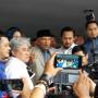 Massa 212 Minta Masuk Polda untuk Temani Amien Rais