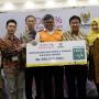 Donasi Kebutuhan Medis dari AEON untuk Korban Gempa Palu