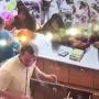 Trio Emak-emak Berjilbab Curi 100 Gram Emas, Terekam CCTV