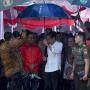 Anies Ungkap di Balik Viral Foto Dipayungi Jokowi