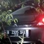 Hujan Disertai Angin Kencang, 6 Mobil Tertimpa Pohon, Dua Luka