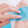 5 Tips Merawat Wajah Berminyak dan Sensitif