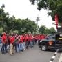 Dua Baris Buruh Demo di Kantor Anies Tuntut Upah Besar