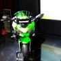 Dari IMOS 2018: New Ninja 250 Diskon Rp 5 Juta !
