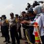 Penasaran dengan Sepatu Suami, Desi Datangi Posko Korban Lion Air