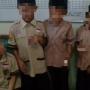 Dikecam, Belasan Siswa SD Ini Dihukum Guru Isap Rokok