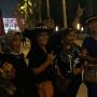 Emak-emak Serbu GBK Jelang Konser GNR, Ada Apa?