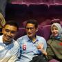 Istirahat Kampanye, Sandiaga Uno Pilih Nonton Film Bareng Istri