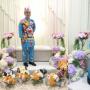 Unik, Pria Ini Pakai Baju Pengantin Bermotif Doraemon