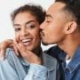 50 Persen Lelaki Berpikir Cium Perempuan Lain Bukan Selingkuh
