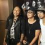 Tebakan /rif Meleset di Pelelangan Gitar Bertanda Tangan Personel Megadeth