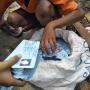 Lagi, Ribuan e-KTP Ditemukan Tercecer di Pariaman