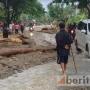 Diterjang Banjir, Satu Keluarga di Pacitan Tewas Tertimbun Longsor
