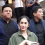 Anak Dihina, Ussy Sulistiawaty Laporkan 10 Akun Instagram