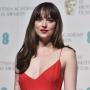 Dakota Johnson Rilis Podcast, Isinya Curhatan Penyintas Kekerasan Seksual