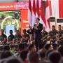 Bertemu Ribuan Tentara, Jokowi Umumkan Kenaikan Tunjangan Babinsa