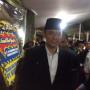 Datangi Haul Gus Dur Pakai Jas dan Peci Hitam, AHY Tebar Senyum