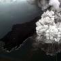 Ini Kata Dokter Akan Bahaya Abu Vulkanik Letusan Gunung Anak Krakatau
