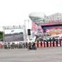 Keren, Atraksi Penerjun Payung Naik Ojol dari Udara Ini Tuai Pujian