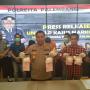 Selundupkan Sabu asal Malaysia, Dua Warga Riau Ditangkap di Depan Mal