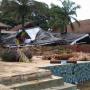 Pasca Tsunami, Masih Tercium Bau Darah di Lokasi Bekas Seventeen Manggung