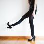 Perempuan Harus Tahu, Ini Tips Nyaman Pakai High Heels