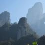 Bak Gerbang Surga, Ini Keindahan Gunung Tianmen yang Mempesona
