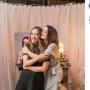 Siblings Goals, 5 Potret Kedekatan Cathy Sharon dan Julie Estelle