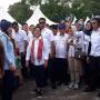 Tampil Casual di Garut, Iriana Jokowi Diserbu Warga