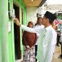 Jokowi Ikut Pemasangan Listrik Gratis ke Rumah Warga Miskin Bekasi