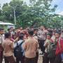 Guru Raba Payudara Siswi karena Tak Buat PR, Ratusan Siswa Berdemo