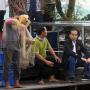 CEK FAKTA: Udang yang Gigit Tangan Jokowi Ditetapkan Jadi Tersangka?