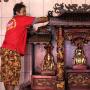 Kenapa Baju Patung Dewi Kwan Im Baru Diganti Jelang Imlek? Ini Alasannya