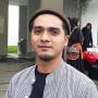 Ricky Harun Posting Potret Terbaru, Uban Malah Bikin Salfok