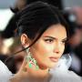 Kendall Jenner Berpose Polos untuk Vogue Italia