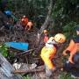 Aliran Sungai Meluap, Pemilik Salon Hilang Terbawa Longsor