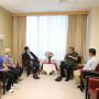 Jenguk ke Singapura, Prabowo Hanya Bisa Lihat Ani dari Kejauhan