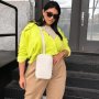 Tambah Gemuk, Wanita Ini Malah Laris Jadi Model Plus Size